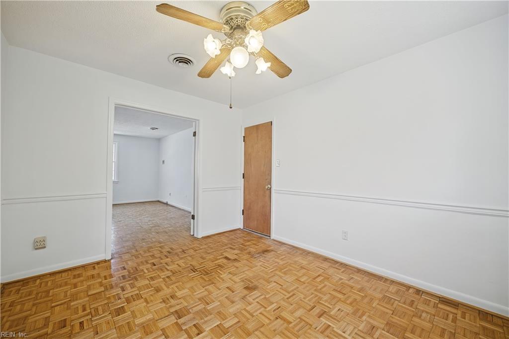 3625 Van Buren Dr Property Photo 9