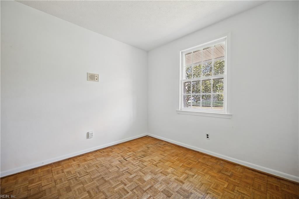 3625 Van Buren Dr Property Photo 17