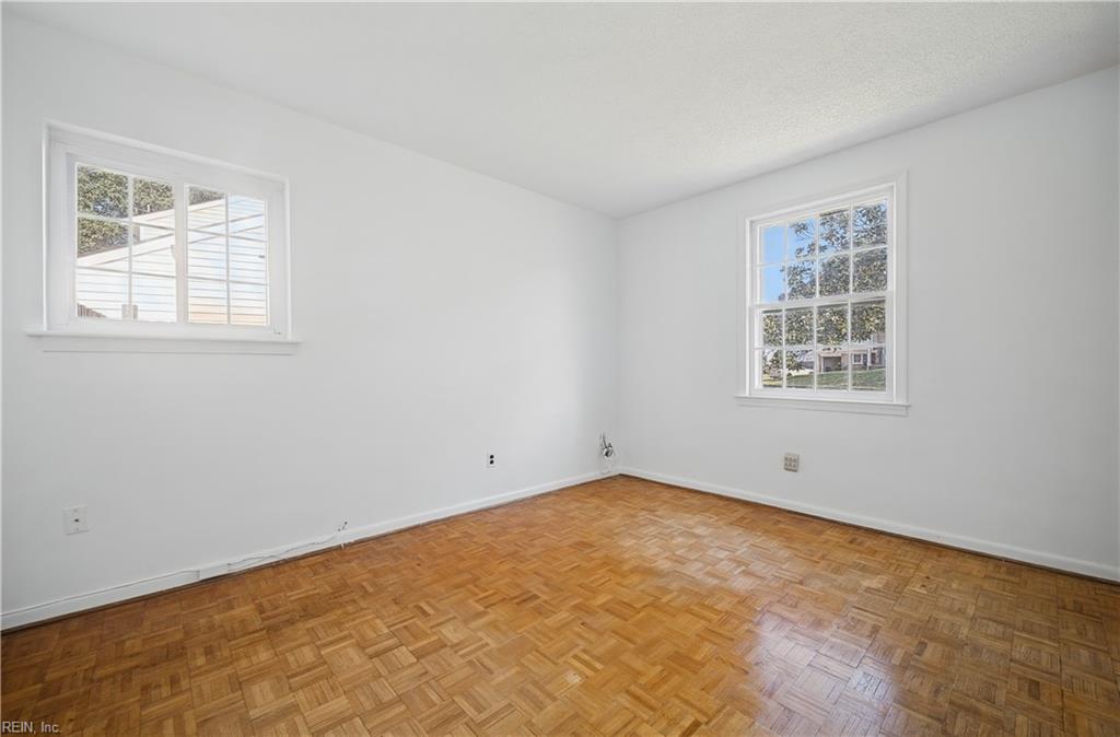 3625 Van Buren Dr Property Photo 22