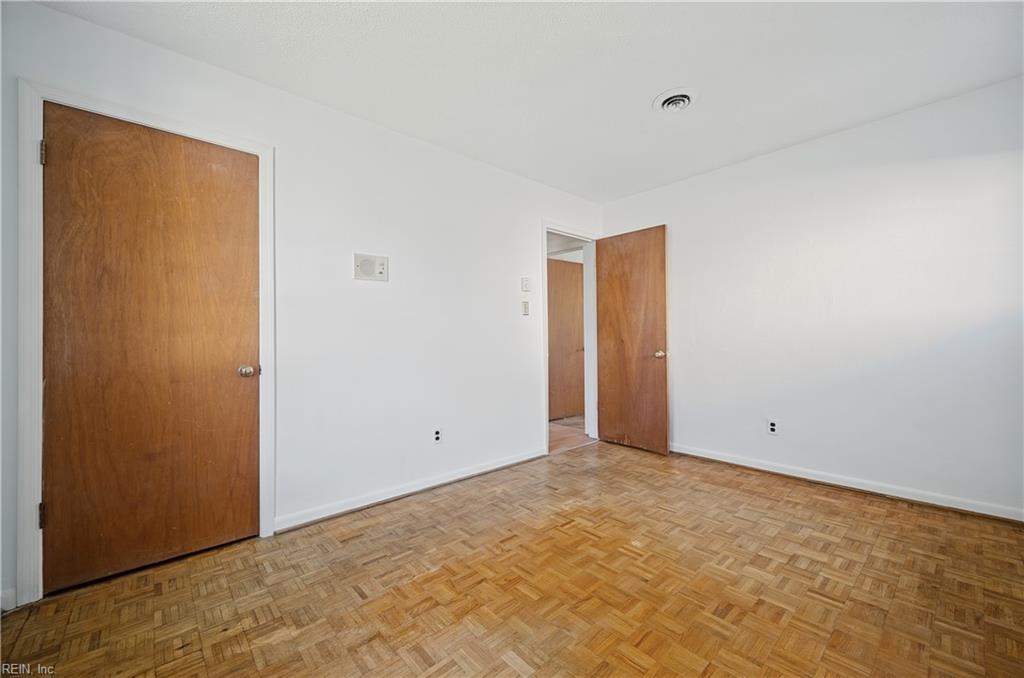 3625 Van Buren Dr Property Photo 23