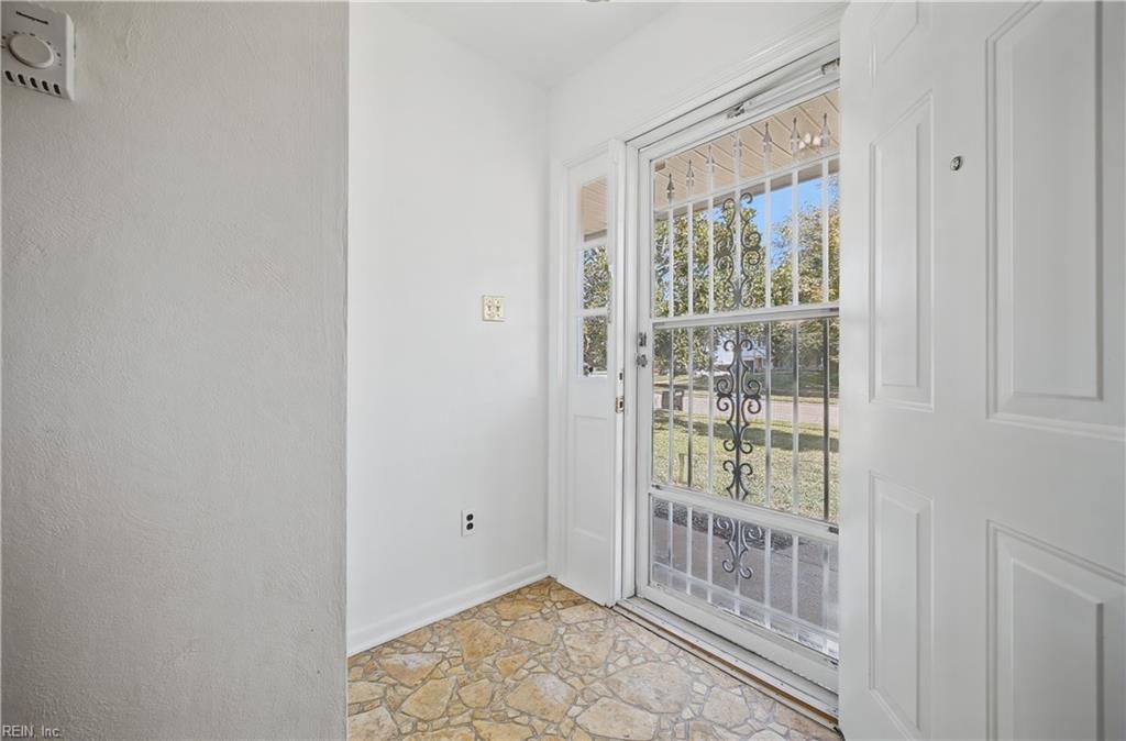 3625 Van Buren Dr Property Photo 34