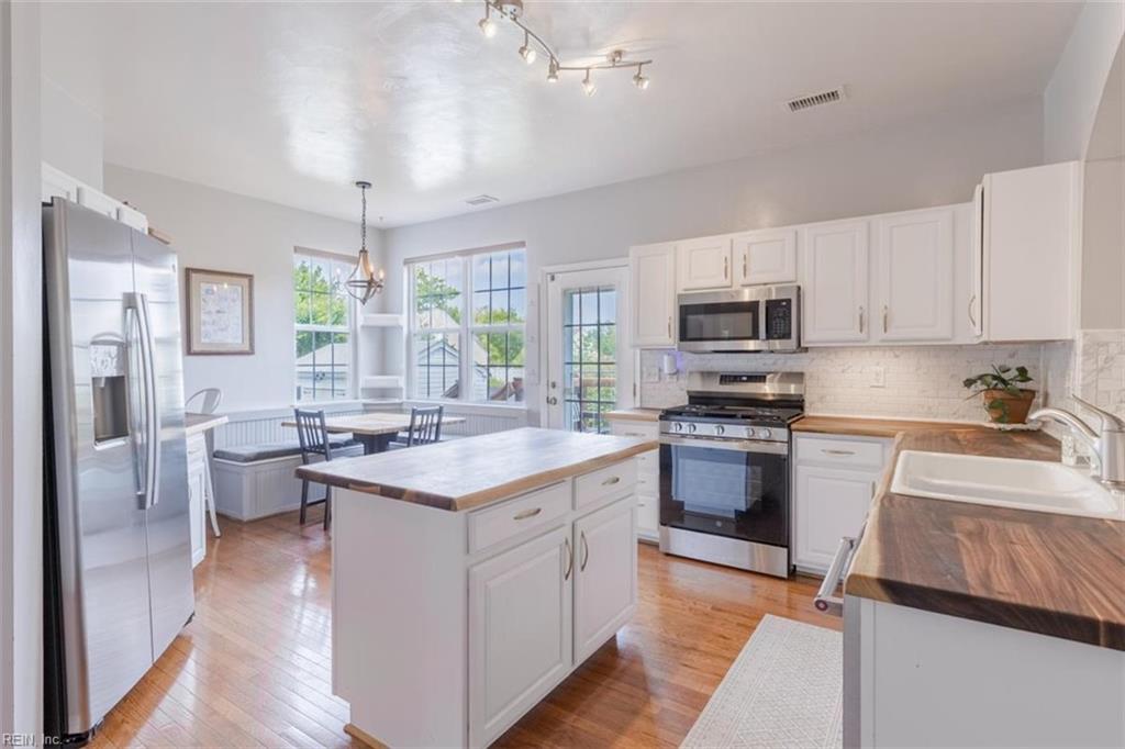 1816 Sunsprite Loop Property Photo 4