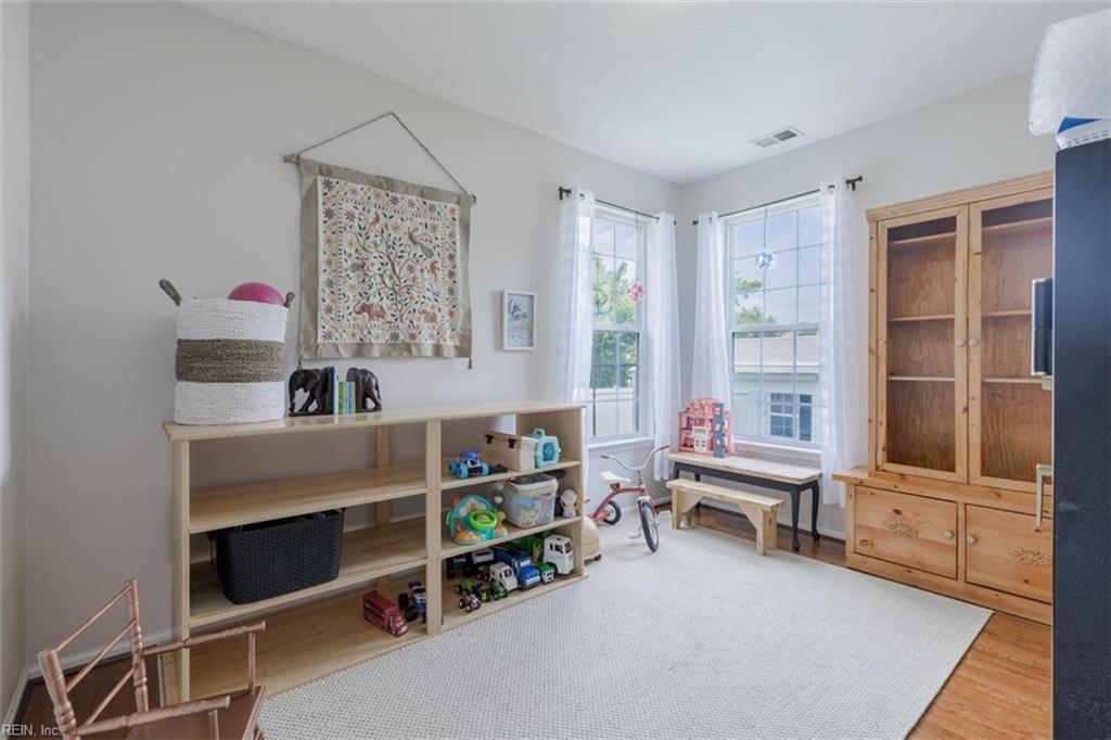1816 Sunsprite Loop Property Photo 13