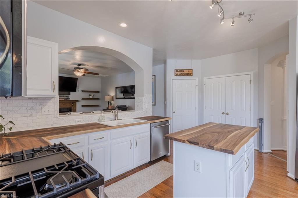 1816 Sunsprite Loop Property Photo 18
