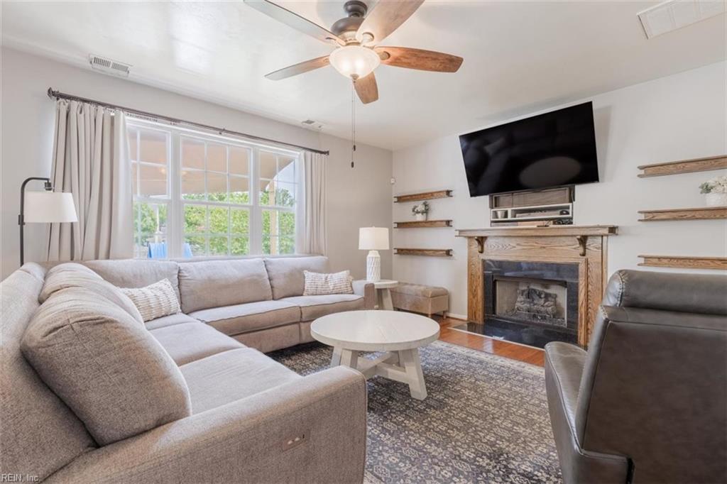 1816 Sunsprite Loop Property Photo 22