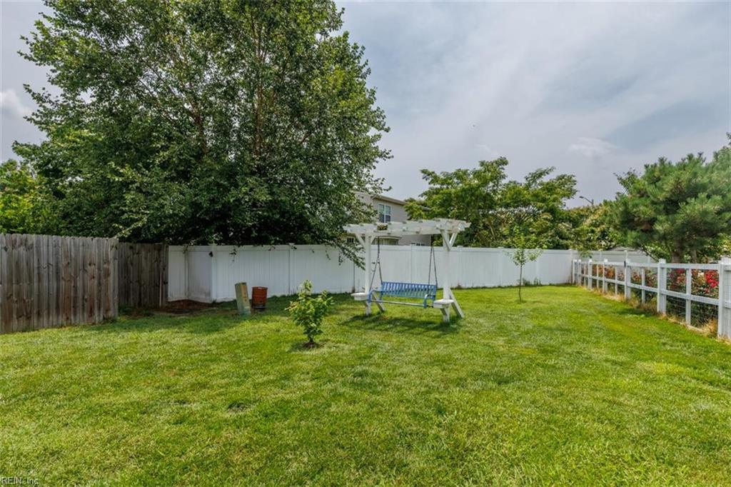 1816 Sunsprite Loop Property Photo 47