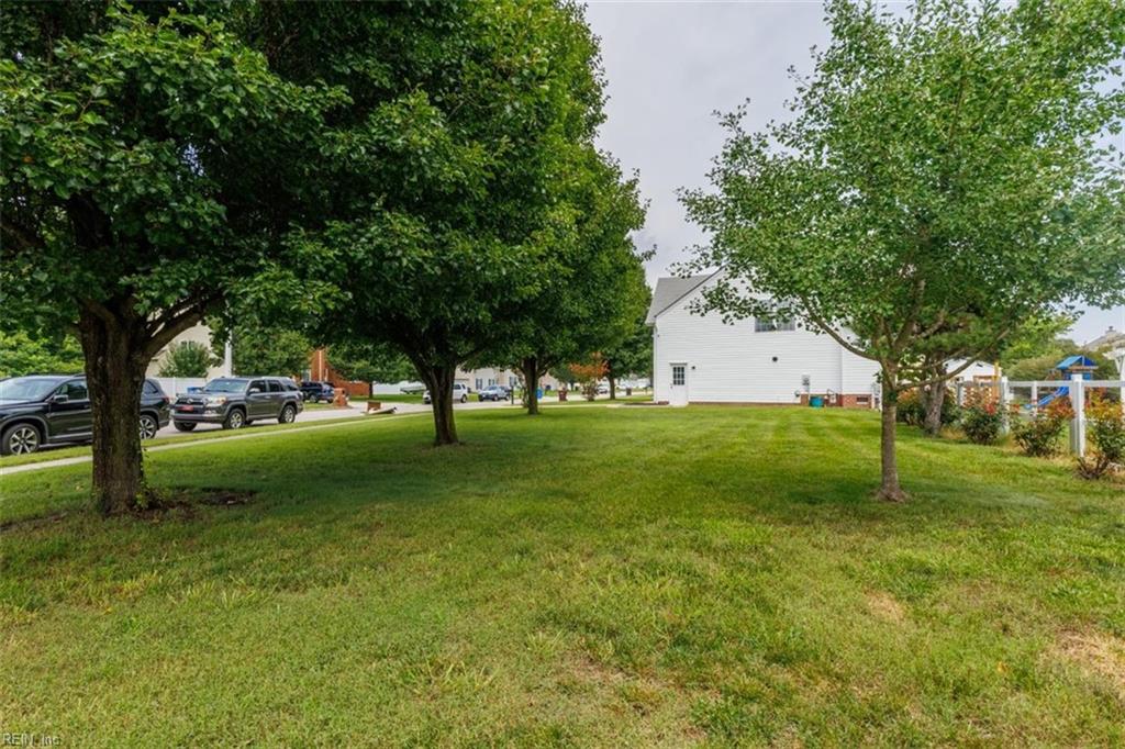 1816 Sunsprite Loop Property Photo 48
