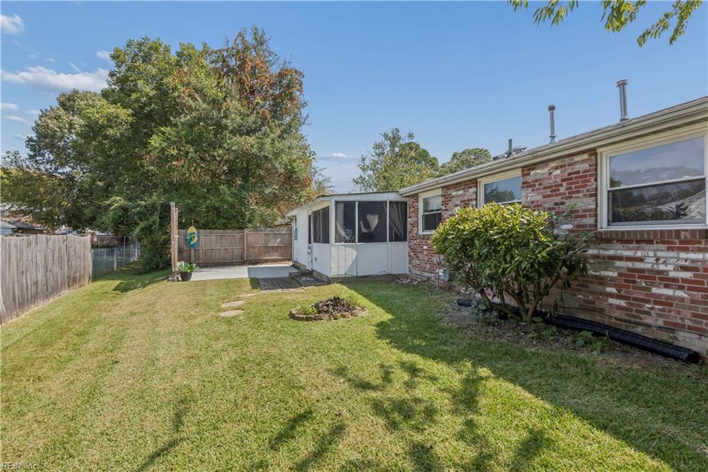 1907 Hart Cir Property Photo 32