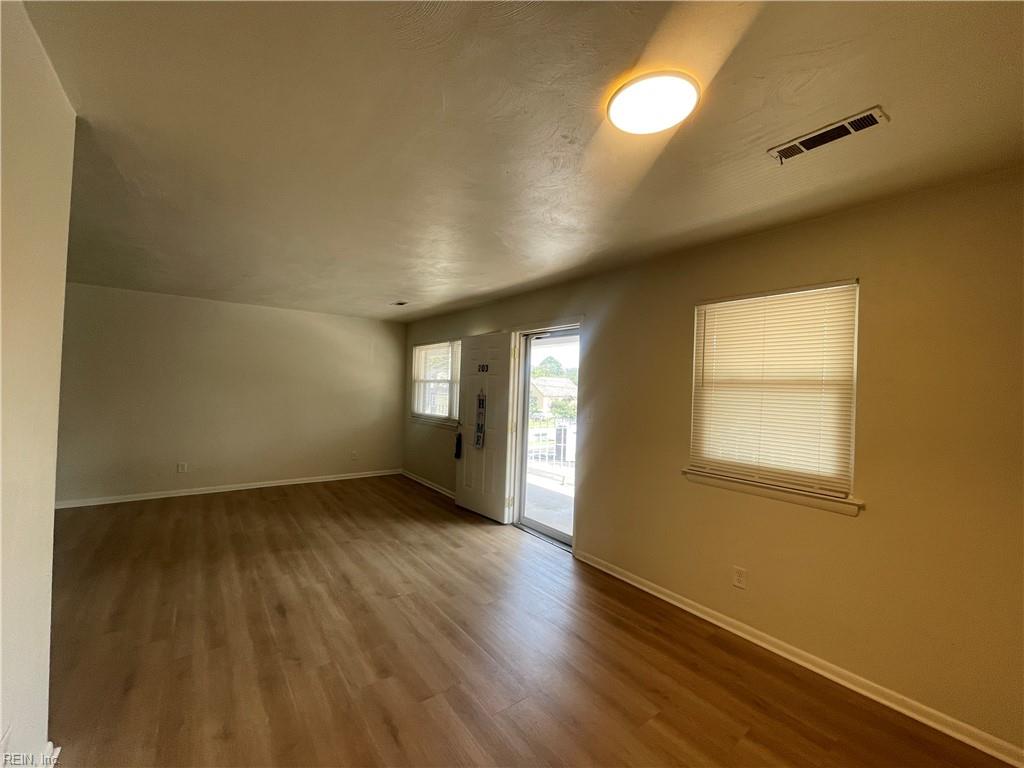 719 Marvin Ave Property Photo 9