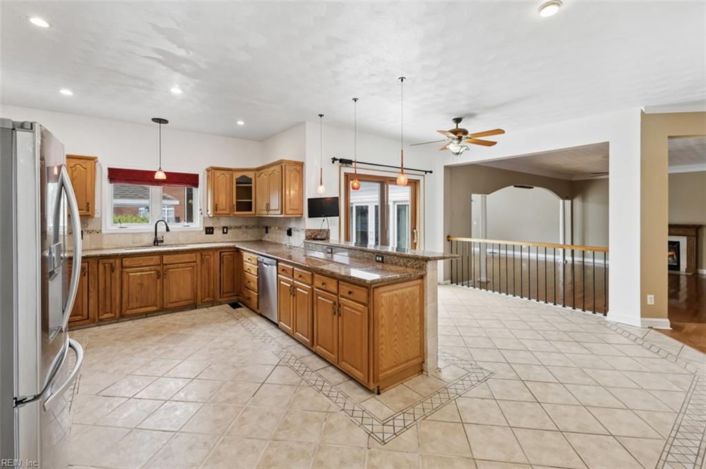 803 Gresham Way Property Photo 15