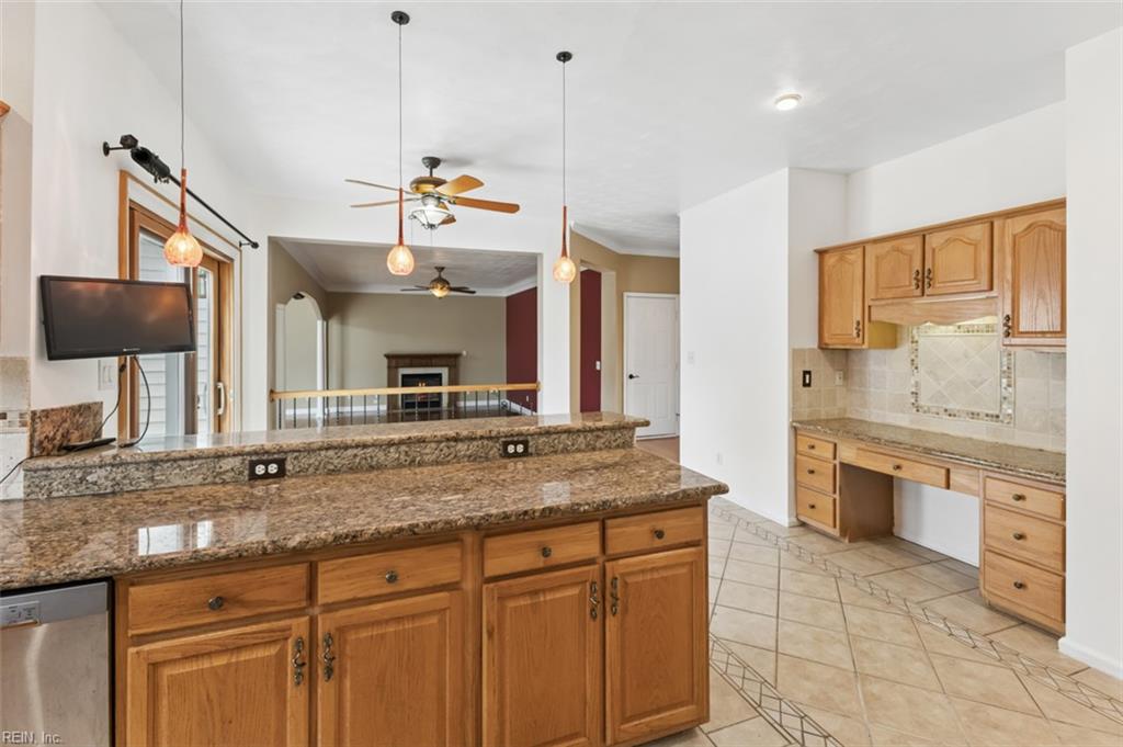 803 Gresham Way Property Photo 16