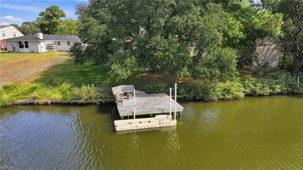 2113 Helsley Ave Property Photo 4