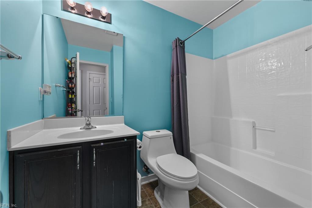 3221 Kenton Ct Property Photo 27
