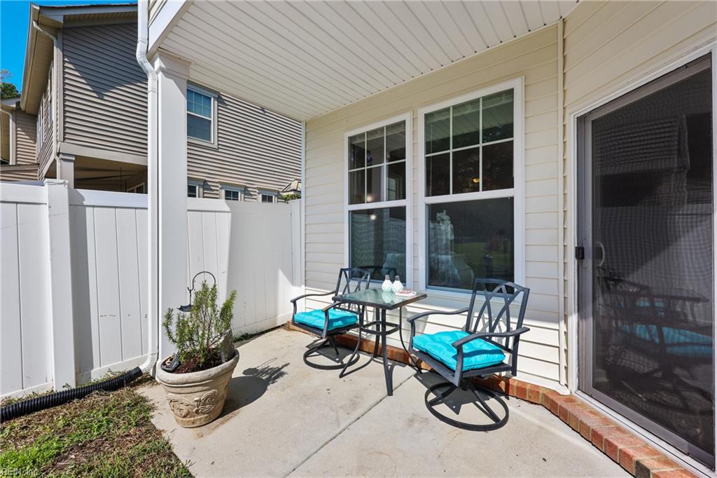 3221 Kenton Ct Property Photo 29