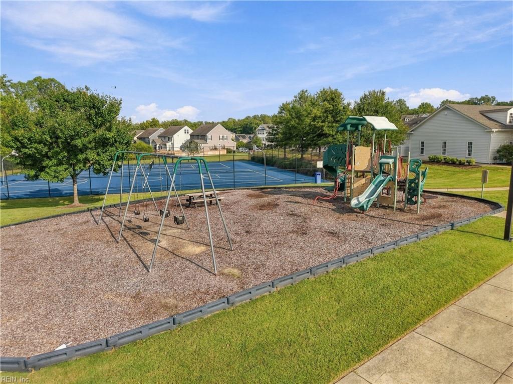 3221 Kenton Ct Property Photo 42
