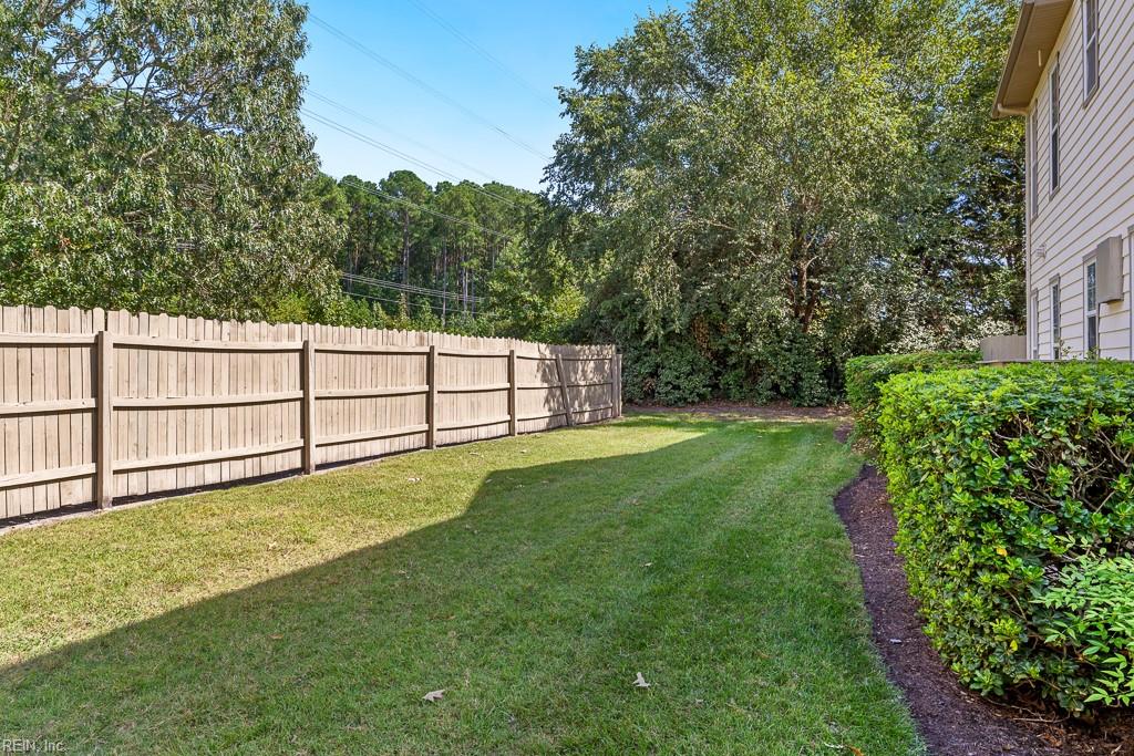 515 Sweet Leaf Pl Property Photo 4