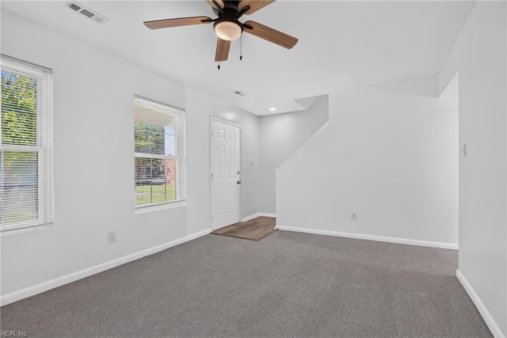 2502 London Company Way Property Photo 3