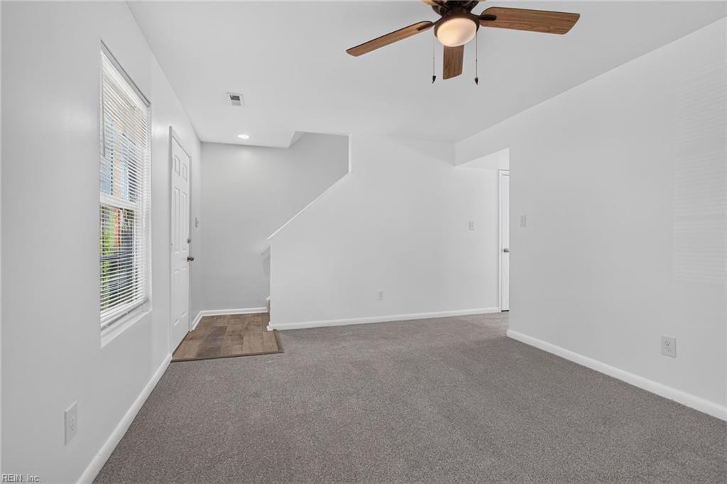 2502 London Company Way Property Photo 4