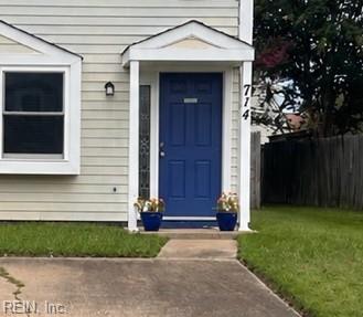 714 Spence Cir Property Photo 2