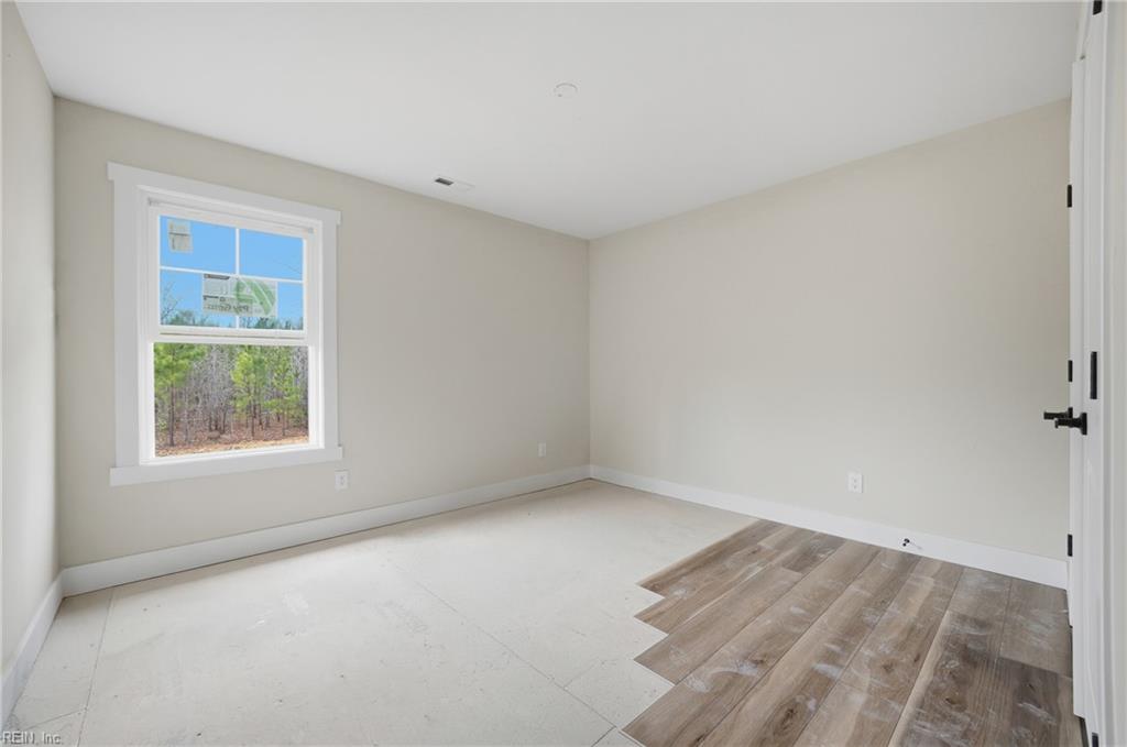 595 Ferry Landing Dr Property Photo 31