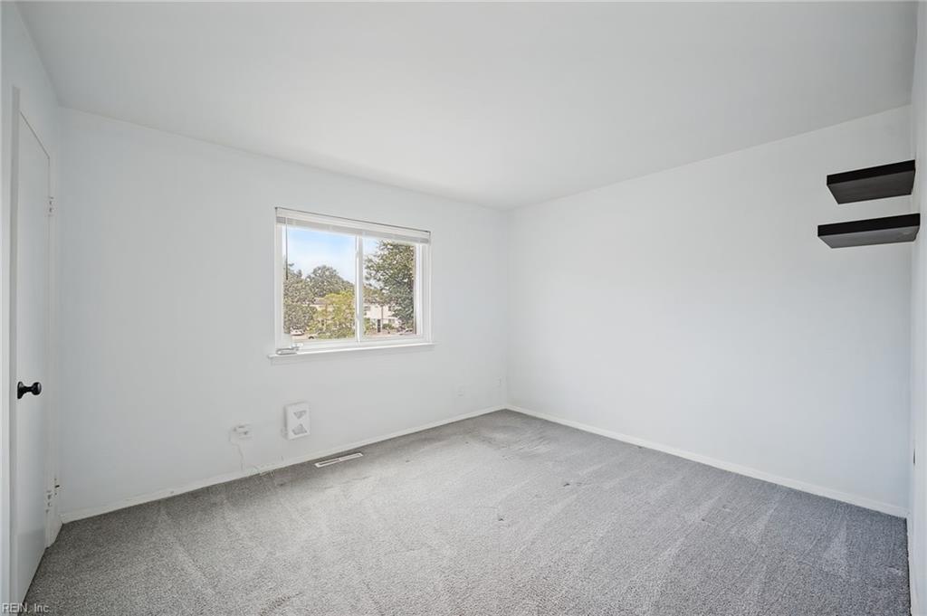 3417 Crimson Holly Ln Property Photo 15