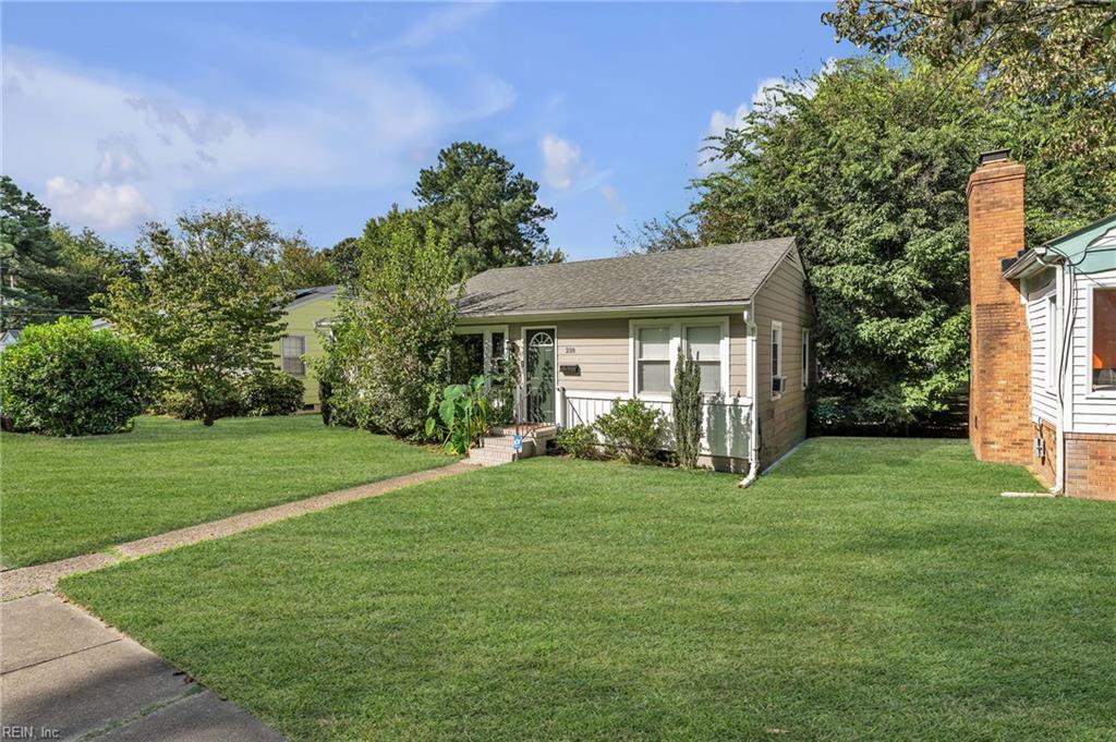 218 Florida Ave Property Photo 3