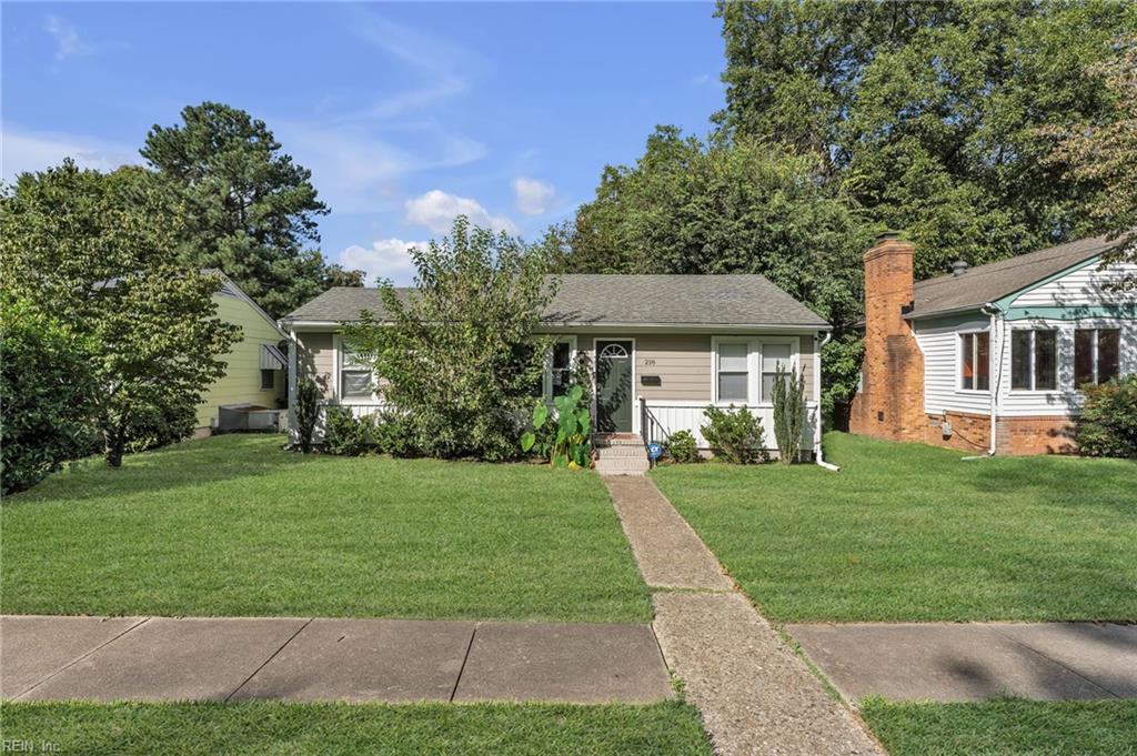 218 Florida Ave Property Photo 4