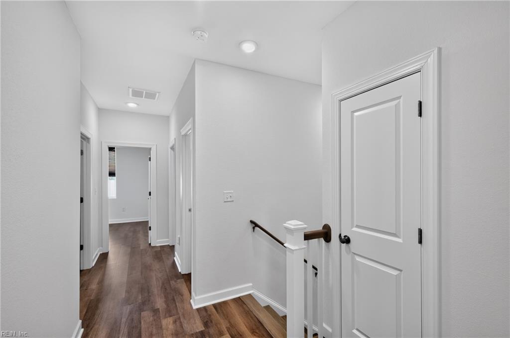 9564 21st Bay St Property Photo 25