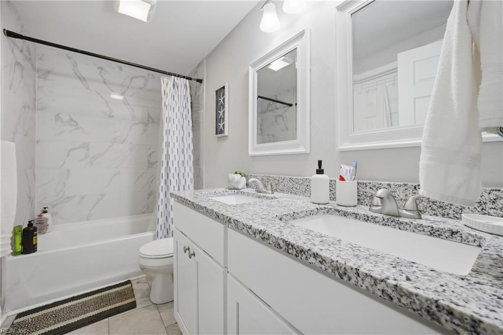 2025 Nickerson Blvd Property Photo 15