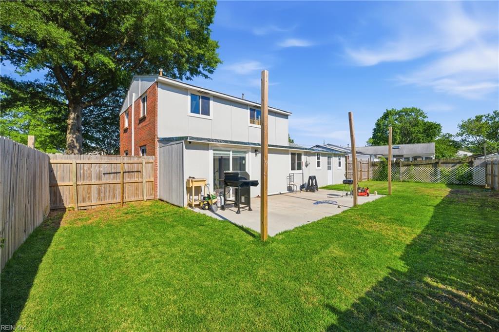 2025 Nickerson Blvd Property Photo 19