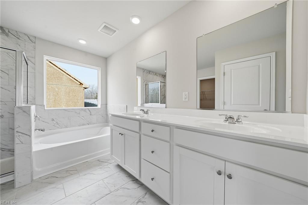1006 Eastport Pl Property Photo 27