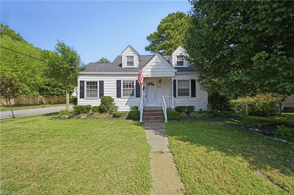 3758 Lenoir Cir Property Photo 2