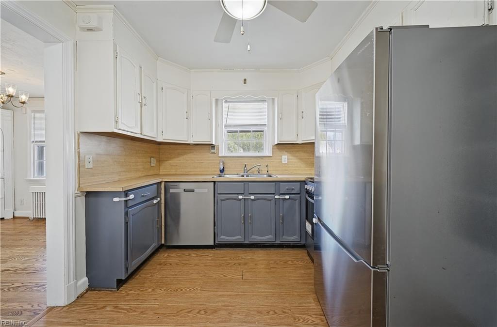 3758 Lenoir Cir Property Photo 14