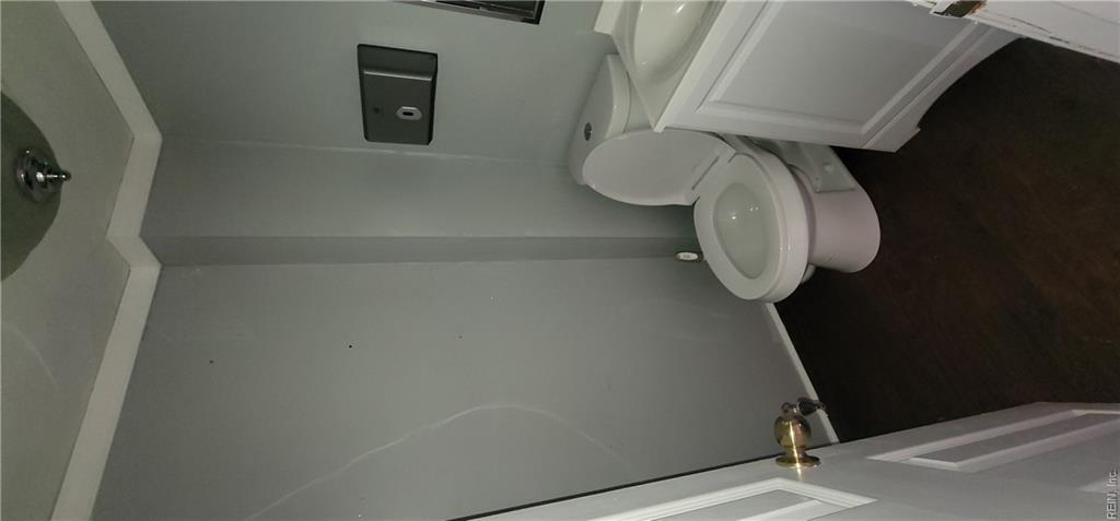 1507 Halstead Ave Property Photo 4