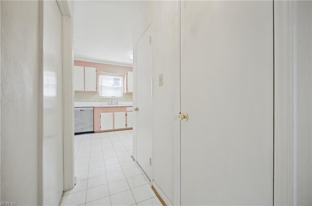 2605 Shore Dr Property Photo 16