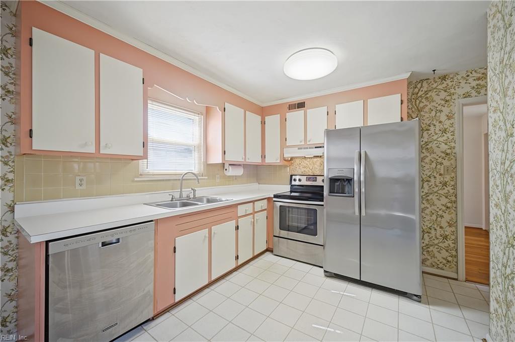 2605 Shore Dr Property Photo 17