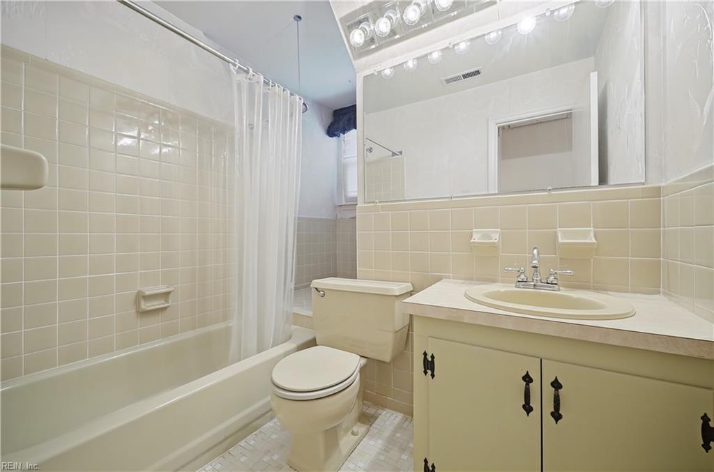 2605 Shore Dr Property Photo 29