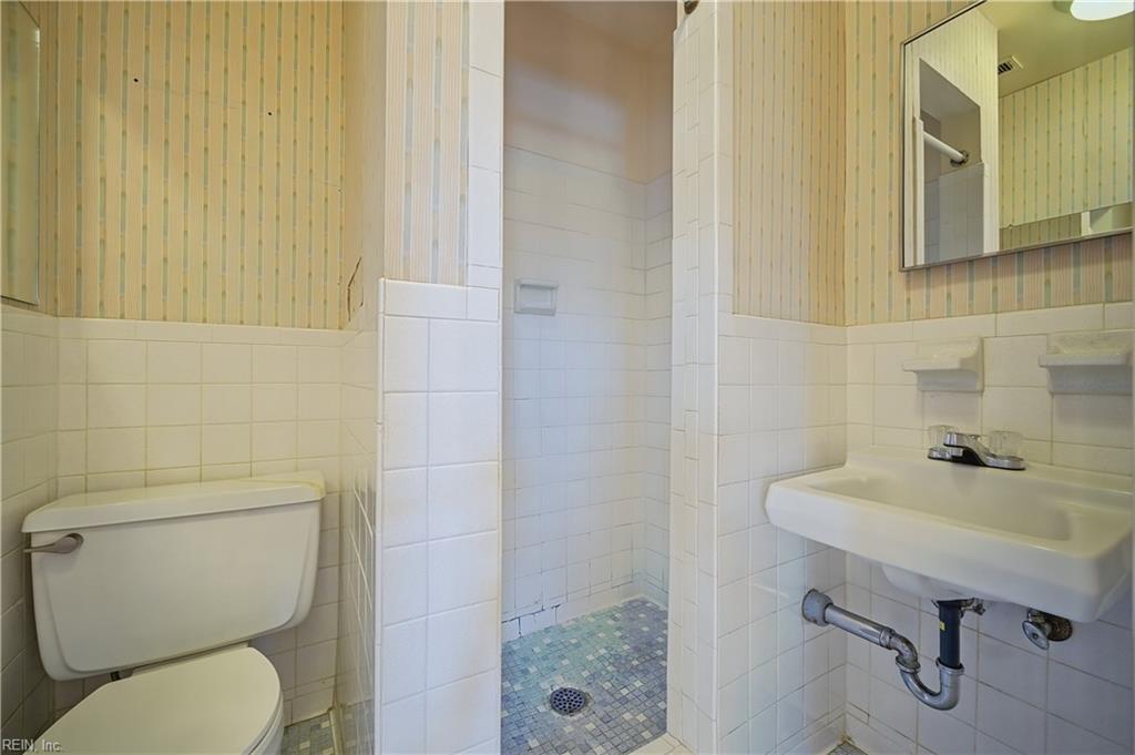 2605 Shore Dr Property Photo 39