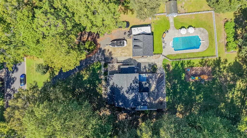 609 Fairfield Dr Property Photo 27