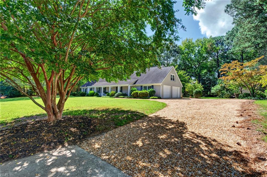 1805 Fleet Ter Property Photo 2