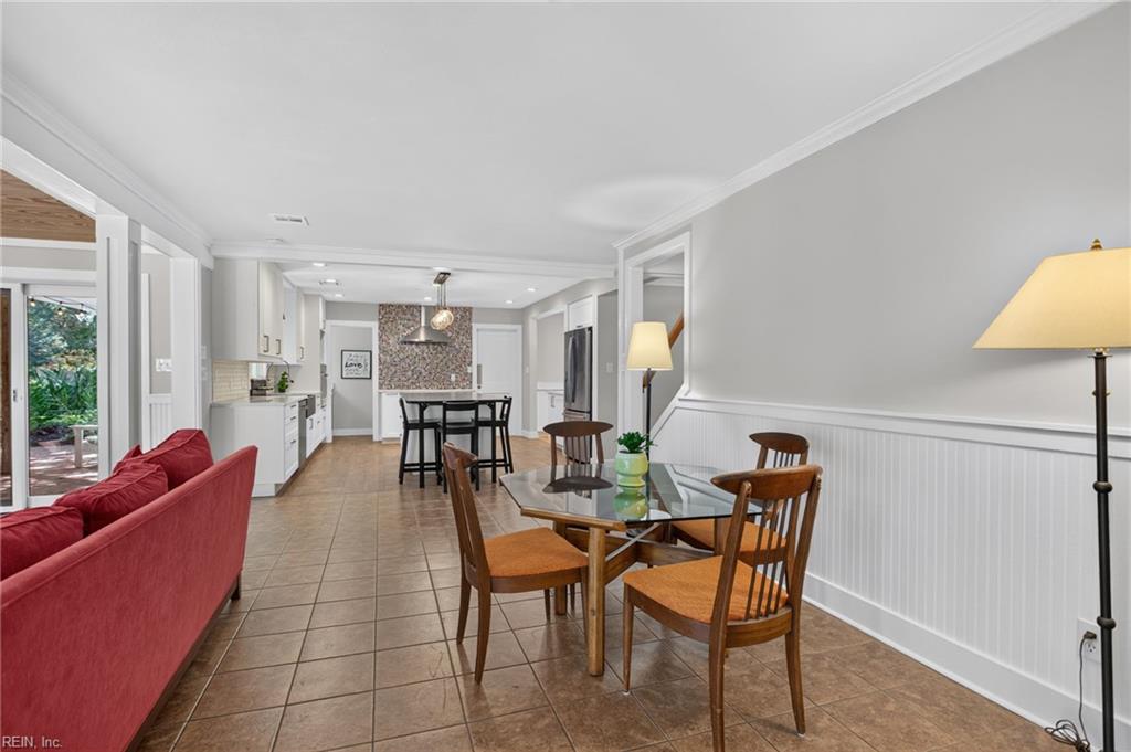 1805 Fleet Ter Property Photo 16