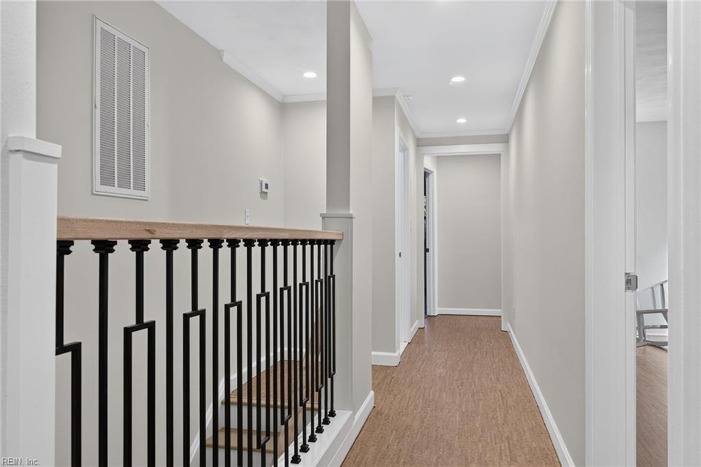 1805 Fleet Ter Property Photo 24