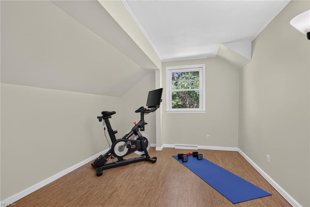 1805 Fleet Ter Property Photo 34