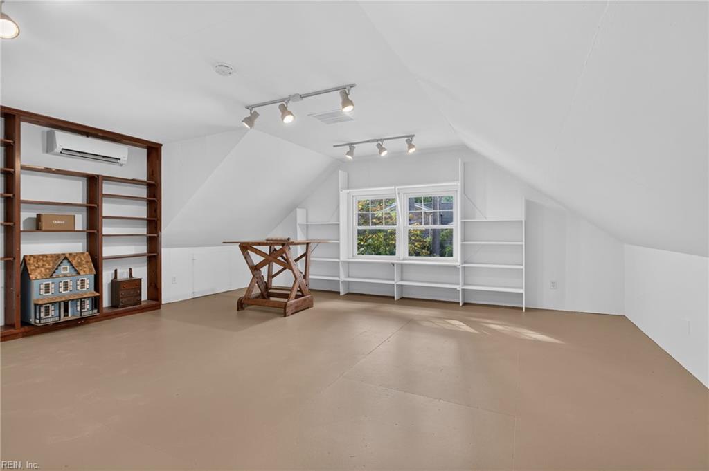 1805 Fleet Ter Property Photo 35