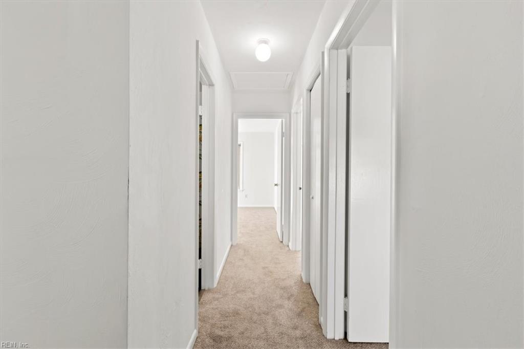 5924 Buckminister Ln Property Photo 15
