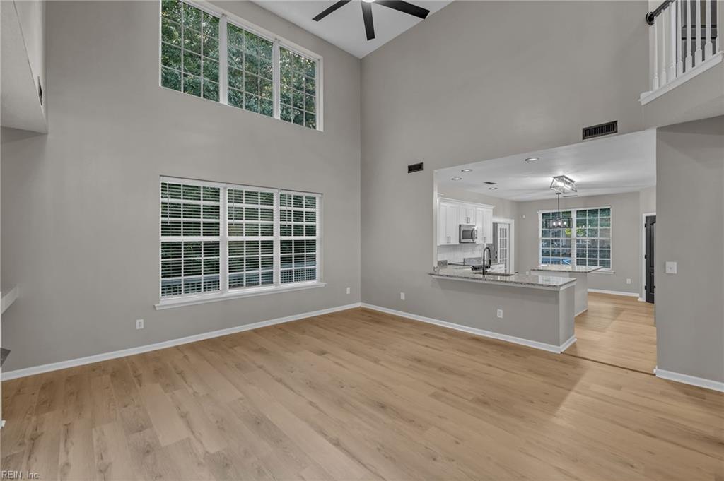 402 Undershot Ct Property Photo 8