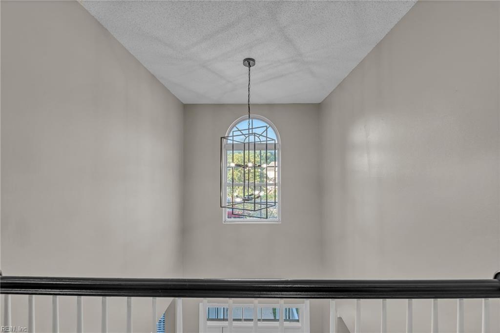 402 Undershot Ct Property Photo 28