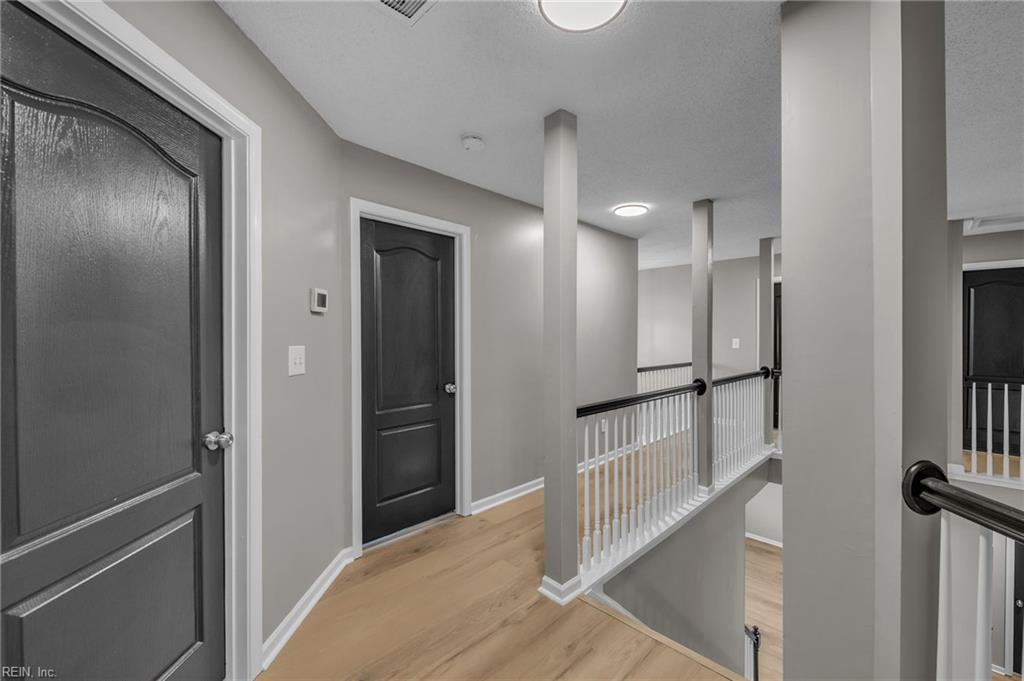 402 Undershot Ct Property Photo 32
