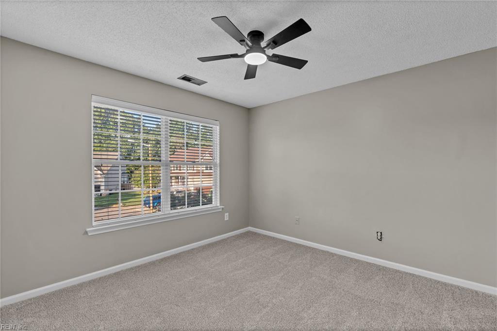 402 Undershot Ct Property Photo 41