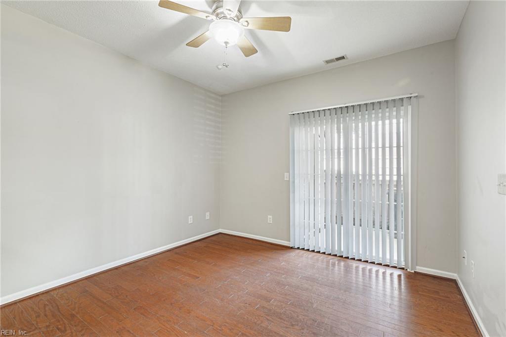 2406 Montgomerie Arch Property Photo 11
